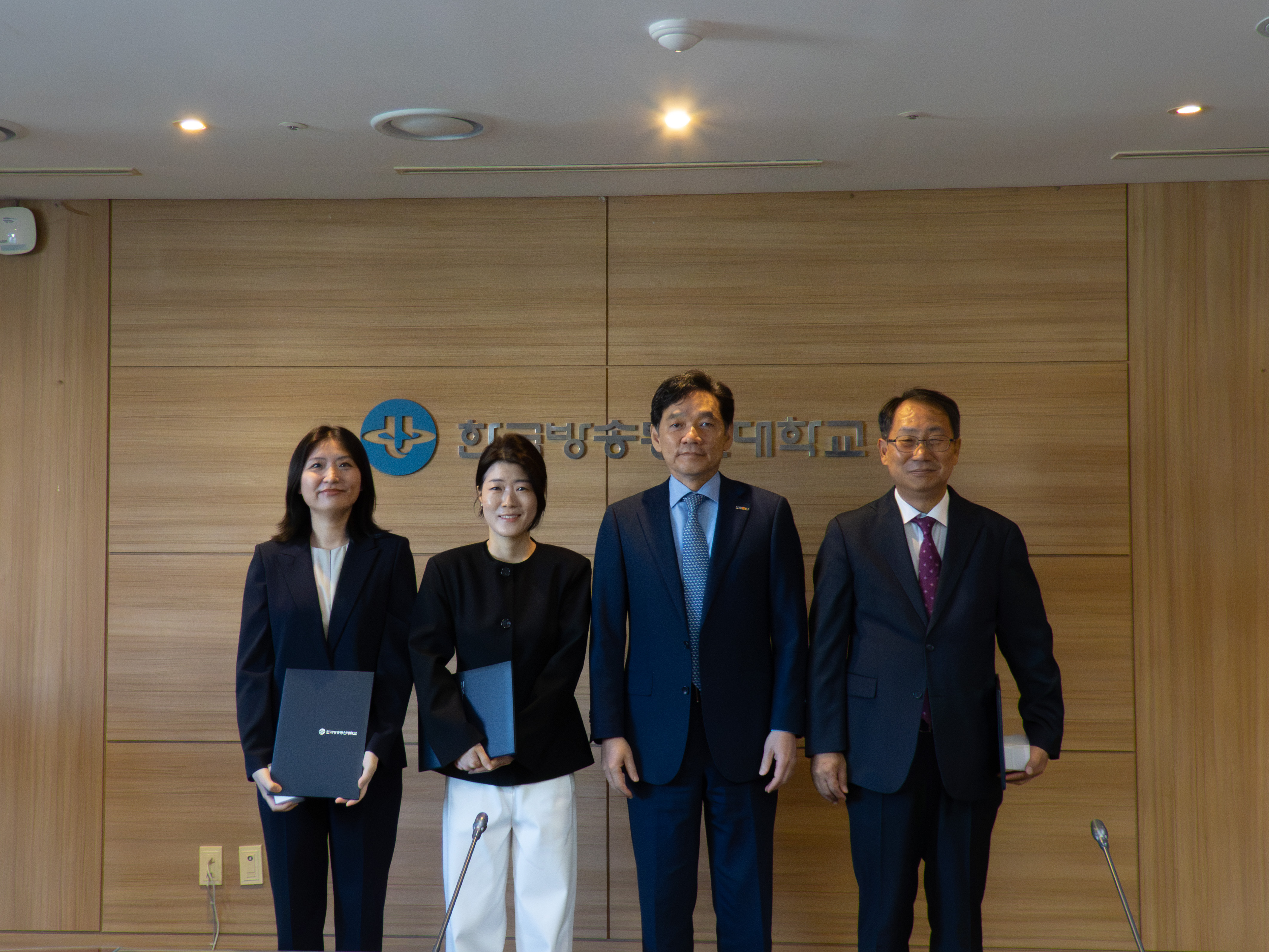 프라임칼리지 석좌교수 임명장 수여식 개최  대표이미지
